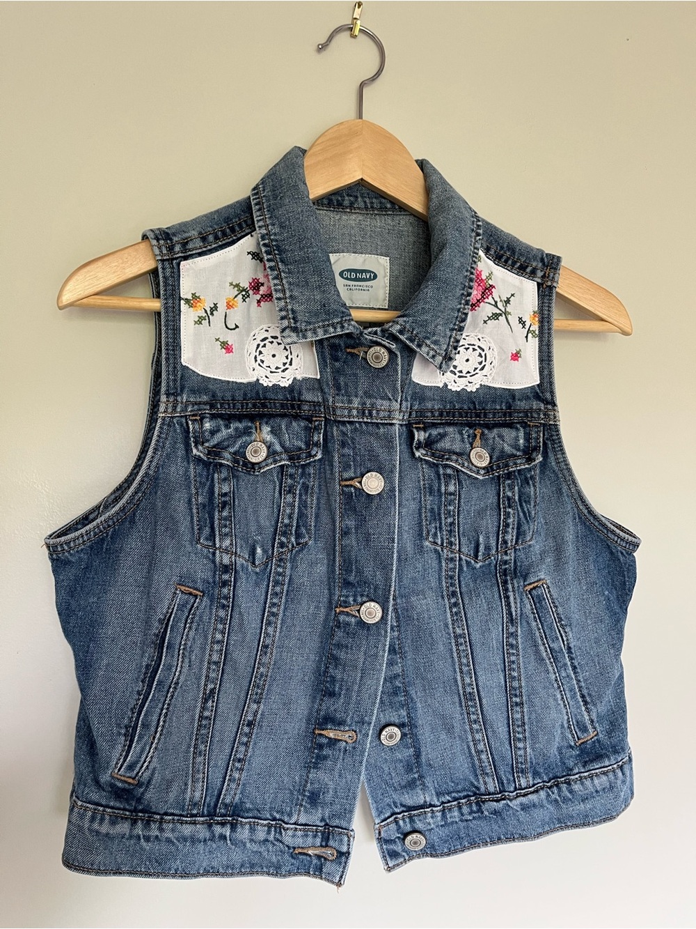 Denim vest with vintage cross stitch details - Picture 2 of 5